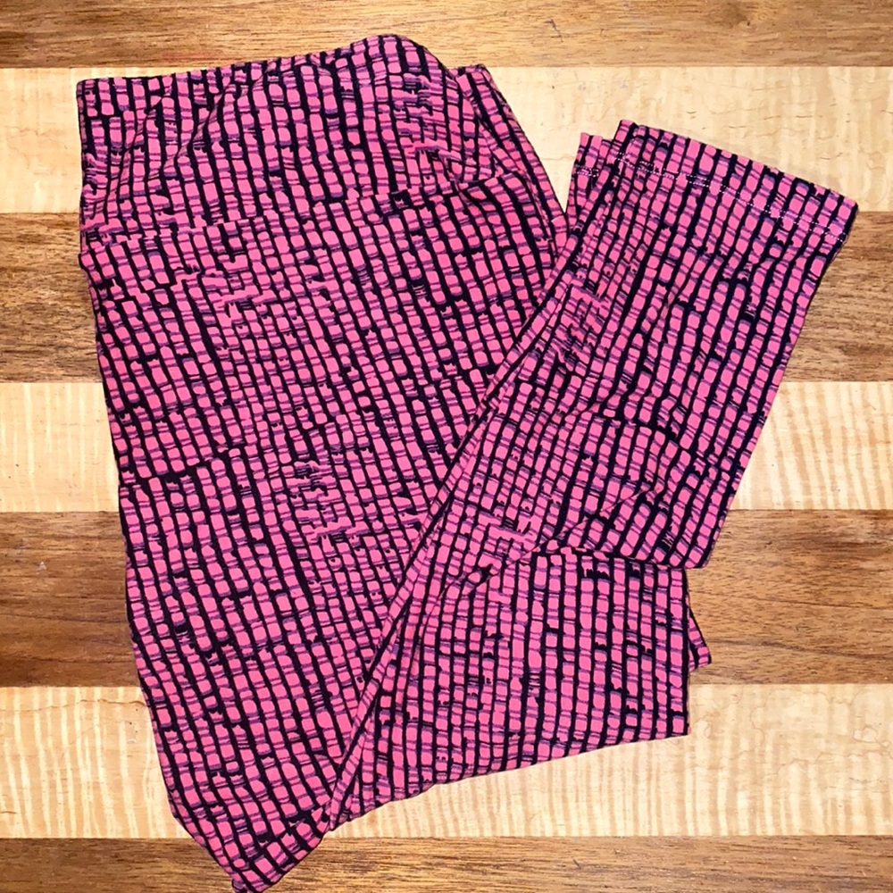 Tall and Curvy LuLaRoe super soft leggings